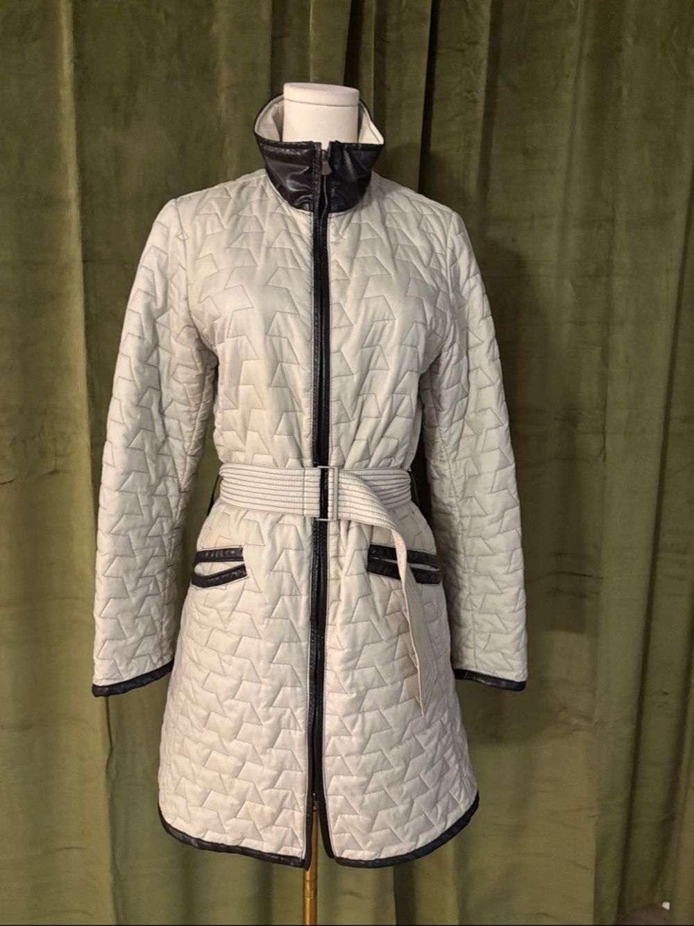 Versace Sport Cream Quilted Belted Trench Coat with Black Trim, S ( US4)